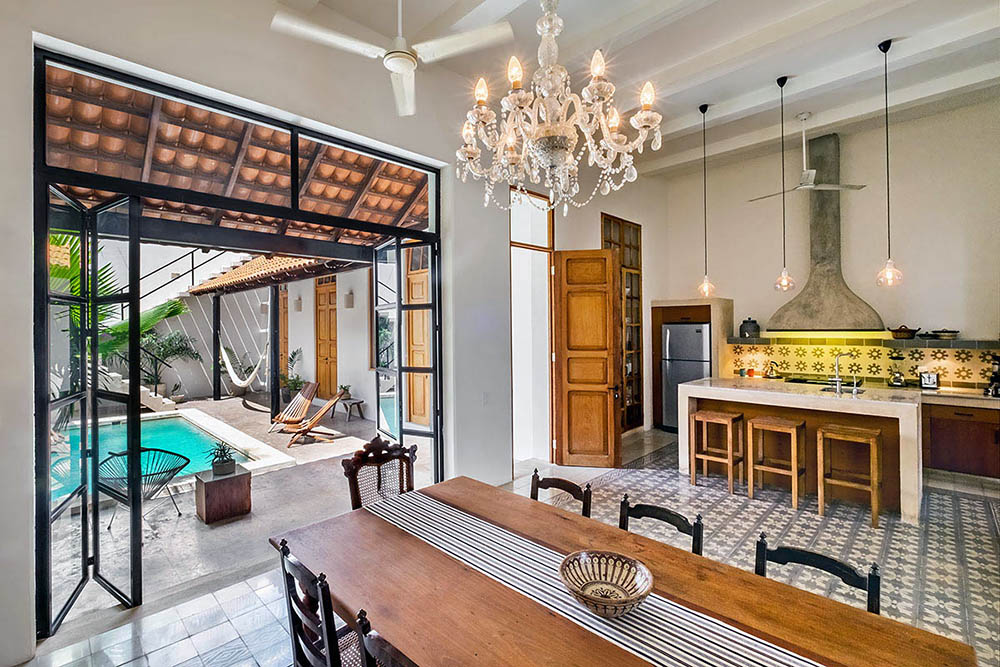  Residential kitchen in Mexico 