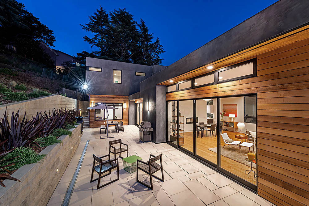  Oakland Hills House Patio 